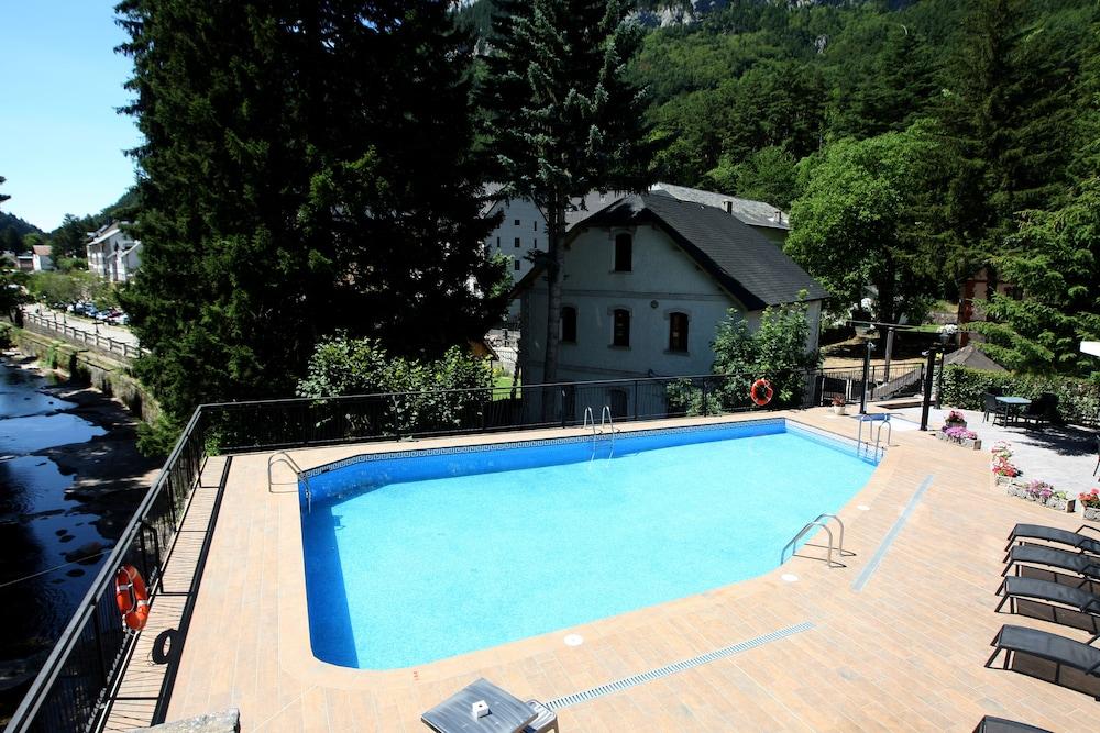 Hotel & Spa Real Villa Anayet Canfranc Exterior photo